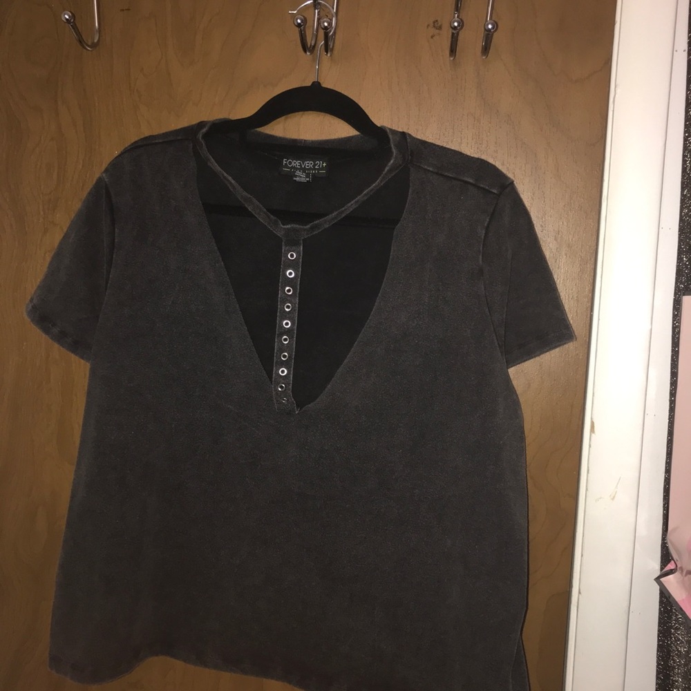 Black CROPPED Shirt sz OX!